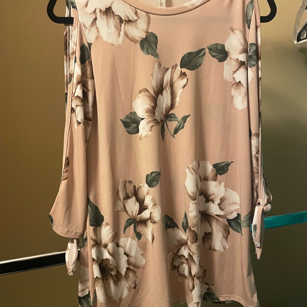 Vanilla Bay Dusty Rose open arm blouse size small